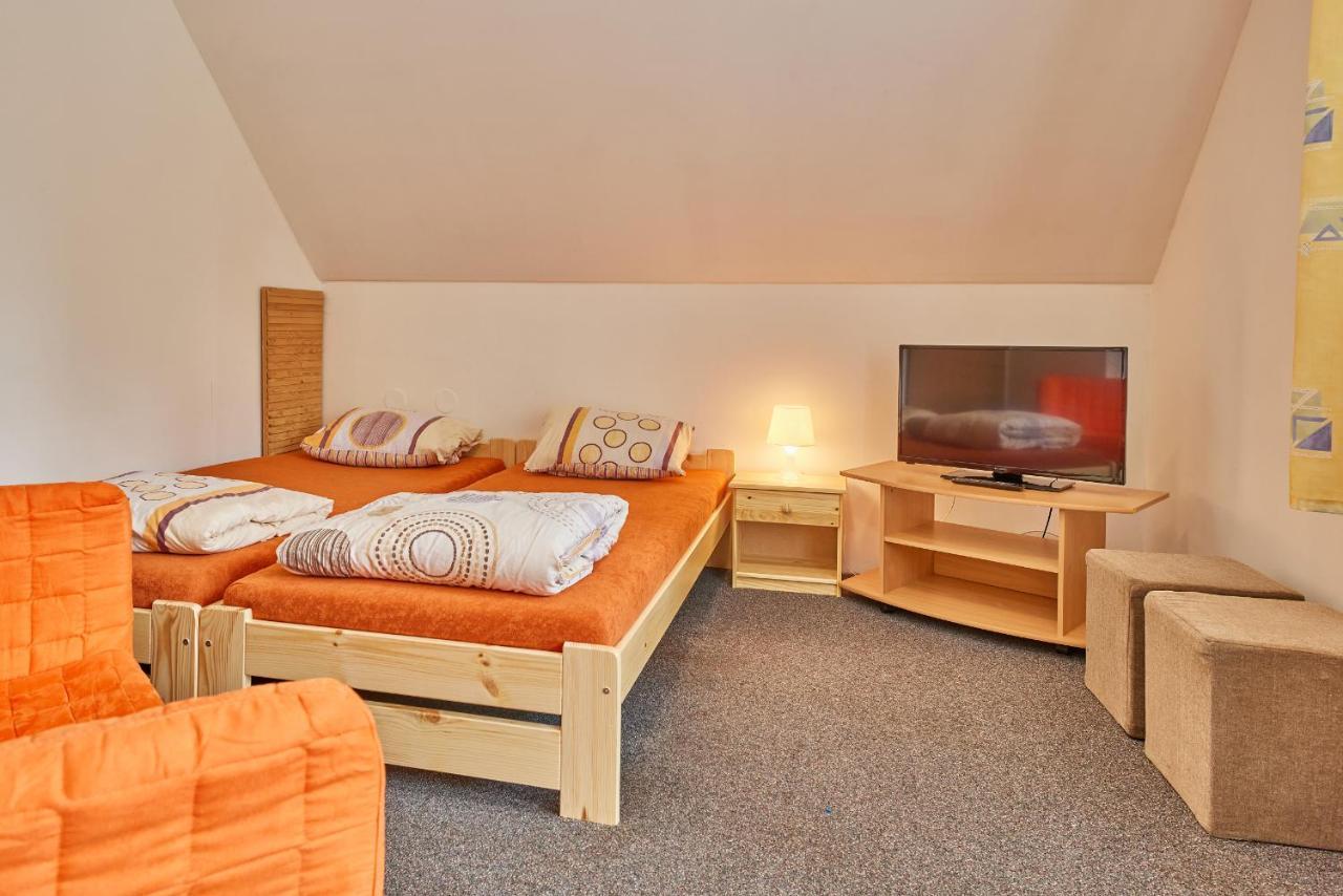 Camp Dolce Hotel Trutnov Bagian luar foto