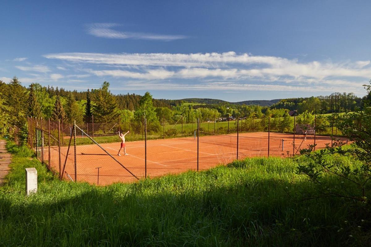Camp Dolce Hotel Trutnov Bagian luar foto