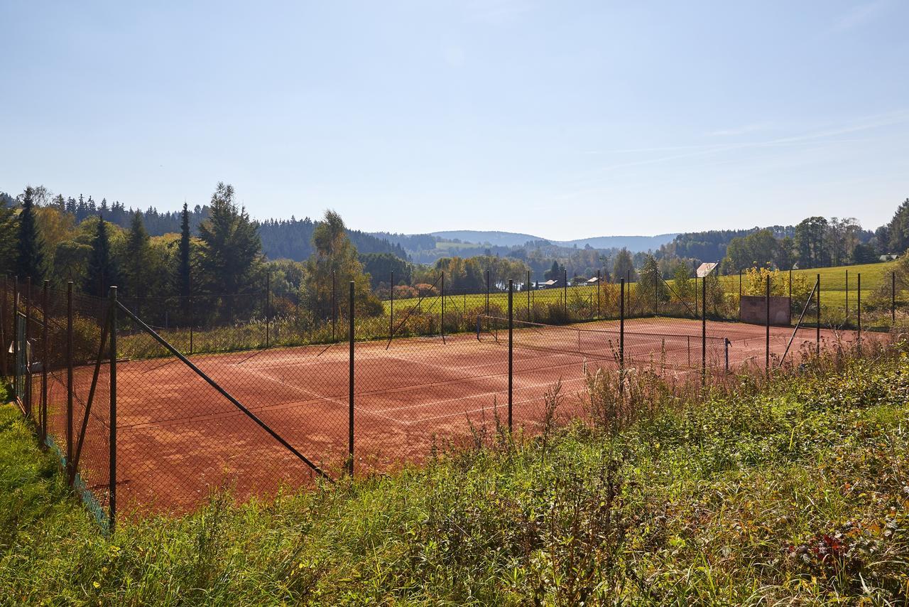 Camp Dolce Hotel Trutnov Bagian luar foto