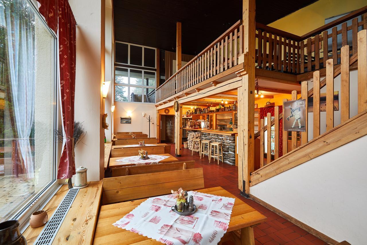 Camp Dolce Hotel Trutnov Bagian luar foto