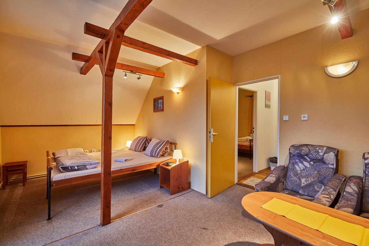 Camp Dolce Hotel Trutnov Bagian luar foto