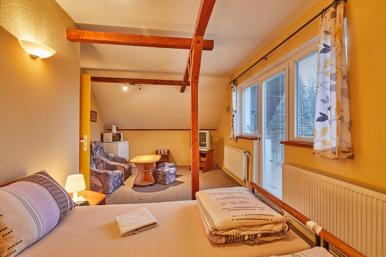Camp Dolce Hotel Trutnov Bagian luar foto
